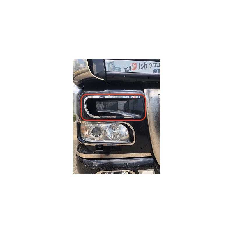 KIT CORNICI INOX PER PRESE D’ARIA DAF XF 105 KIT CORNICI INOX PER PRESE D’ARIA DAF XF 105