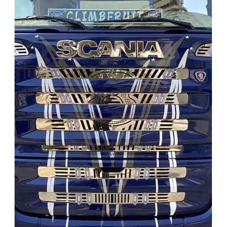 KIT MASCHERINA INOX CON LOGO V8 CON 26 TAGLI LED DA INCASSO SCANIA R