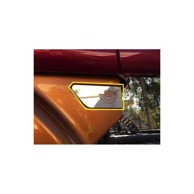 PLACCHETTE INOX CON V8 PER SOTTO SPOILER SCANIA STREAMLINE PLACCHETTE INOX CON V8 PER SOTTO SPOILER SCANIA STREAMLINE
