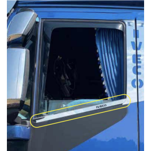 STAINLESS STEEL PLATE FOR STRALIS HI-WAY/XP GLASS SCRAPER