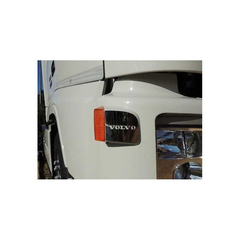 STAINLESS STEEL PLATE WITH ARROW CONTOUR VOLVO FH2 KIT STAINLESS STEEL PLATE WITH ARROW CONTOUR VOLVO FH2 KIT