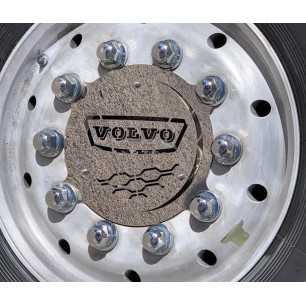 STAINLESS STEEL FRONT HUB COVERS VOLVO FH3