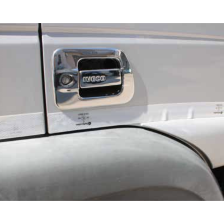 KIT PLACCHETTE INOX PER MANIGLIA CON SCRITTA IVECO 4 PZ EUROCARGO