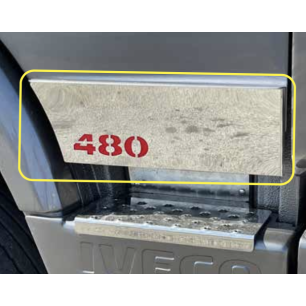 STAINLESS STEEL PLATES FOR UNDER DOORS WITH "480" LETTERING IVECO TURBOSTAR